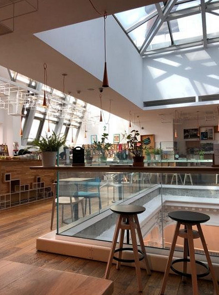 Bistro Carusel În interior
