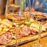 Corks Cozy Winebar Boisson