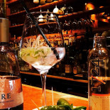 Corks Cozy Winebar Boisson