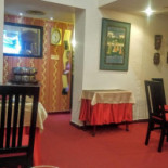 Taj Indian Cuisine În interior