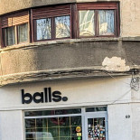 Balls Exterior