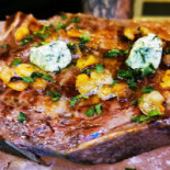 Gatto Cafe & Lounge Comida