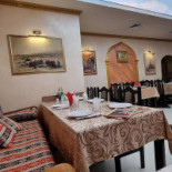 ALI BABA À l'intérieur