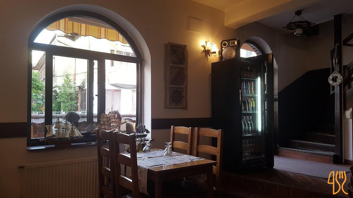 Taverna La Zavat: Grecesc Mancare Greceasca Bucuresti În interior