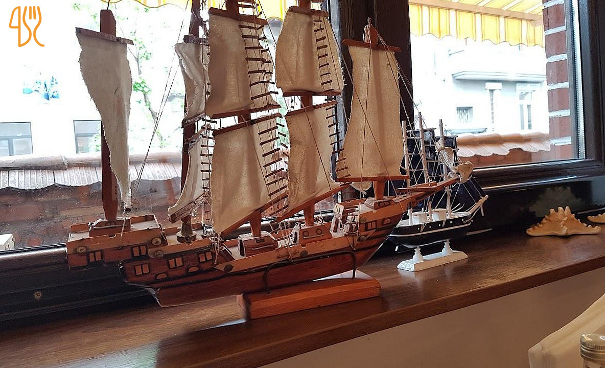 Taverna La Zavat: Grecesc Mancare Greceasca Bucuresti În interior