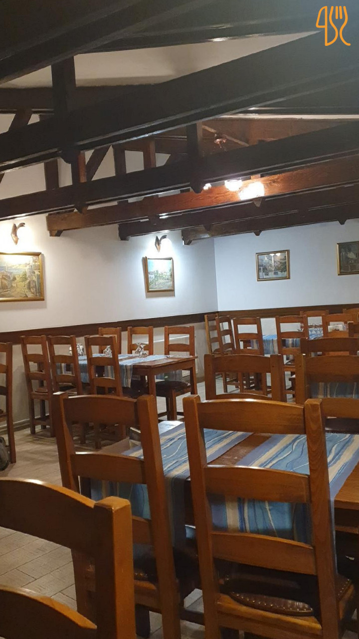 Taverna La Zavat: Grecesc Mancare Greceasca Bucuresti În interior