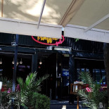 Traffic Lounge Exterior