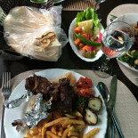 Naser 2 Mâncare