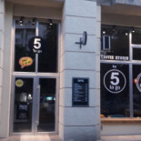 5 To Go Exterior