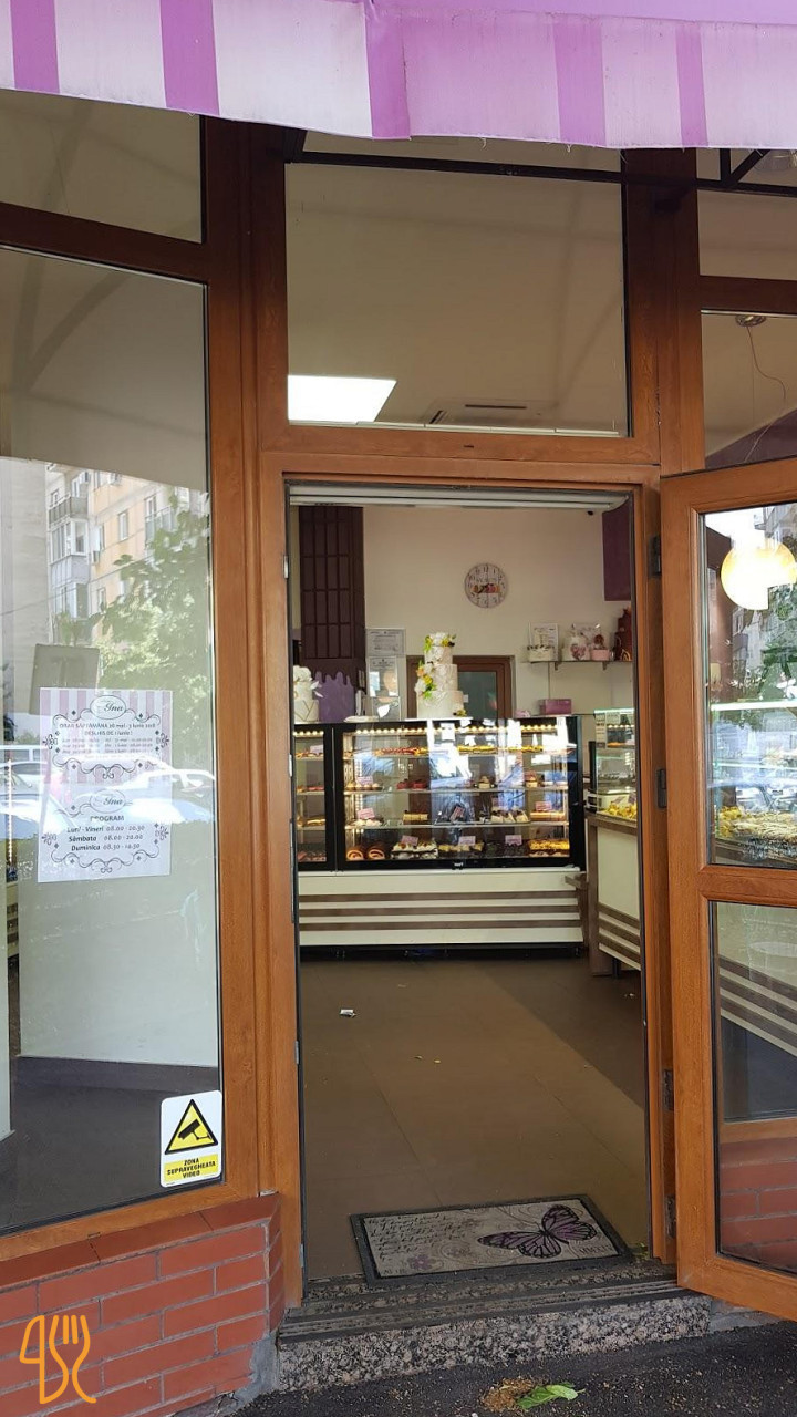 Cofetăria Ina În interior