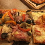 Treevi Pizza Al Taglio Universitate Mâncare