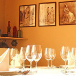 La Conu Iancu În interior