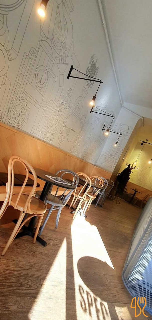 Uzina Coffee În interior