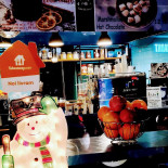 Tzunami Caffe Exterior