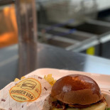 Burger Van Vitan Băutură