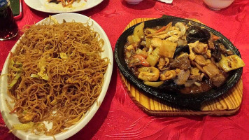 Casa Dragonului Nourriture