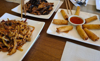 Casa Dragonului Nourriture