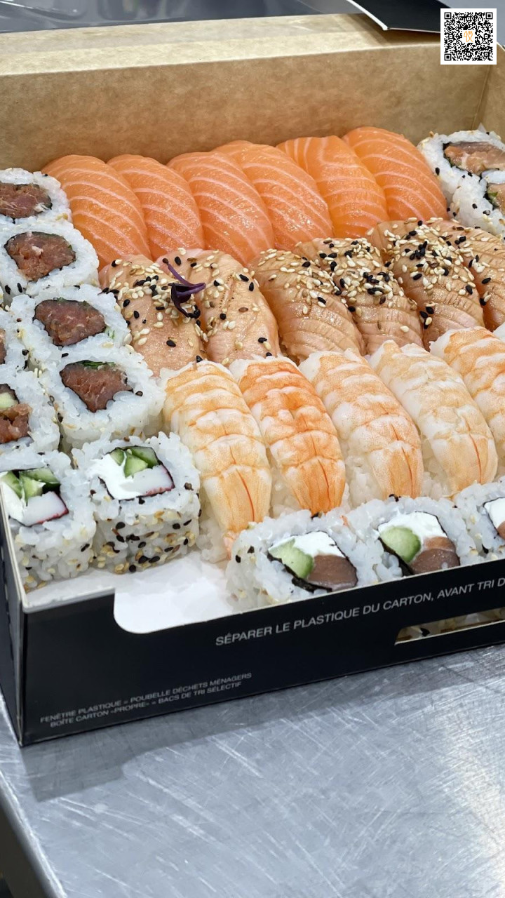 Japanos Athenaeum Meniu