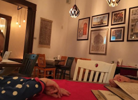 Moudy's Kitchen À l'intérieur