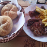 Cafe Cărămizi Nourriture