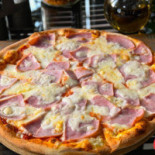 Gili Pizza Nourriture