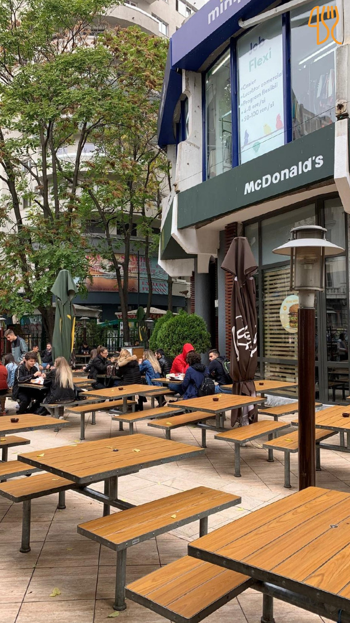 McCafe Exterior