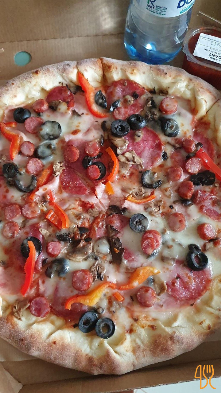 Maestro Pizza Mâncare