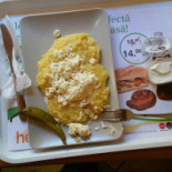 La Împinge Tava Cibo