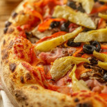 Saucy Pizzerie Artizanala Mâncare