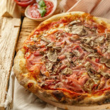 Saucy Pizzerie Artizanala Mâncare