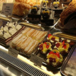 Alice Dessert Shop Mâncare