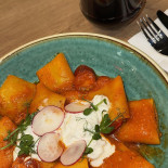 Trickshot Afi Cotroceni Comida