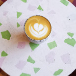 Nomonym Coffee Roastery Mâncare