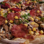 Pizzeria Da Giulio Mâncare