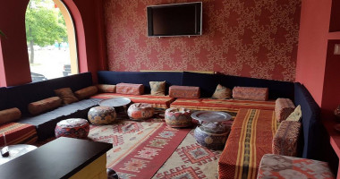 Mazzaj À l'intérieur