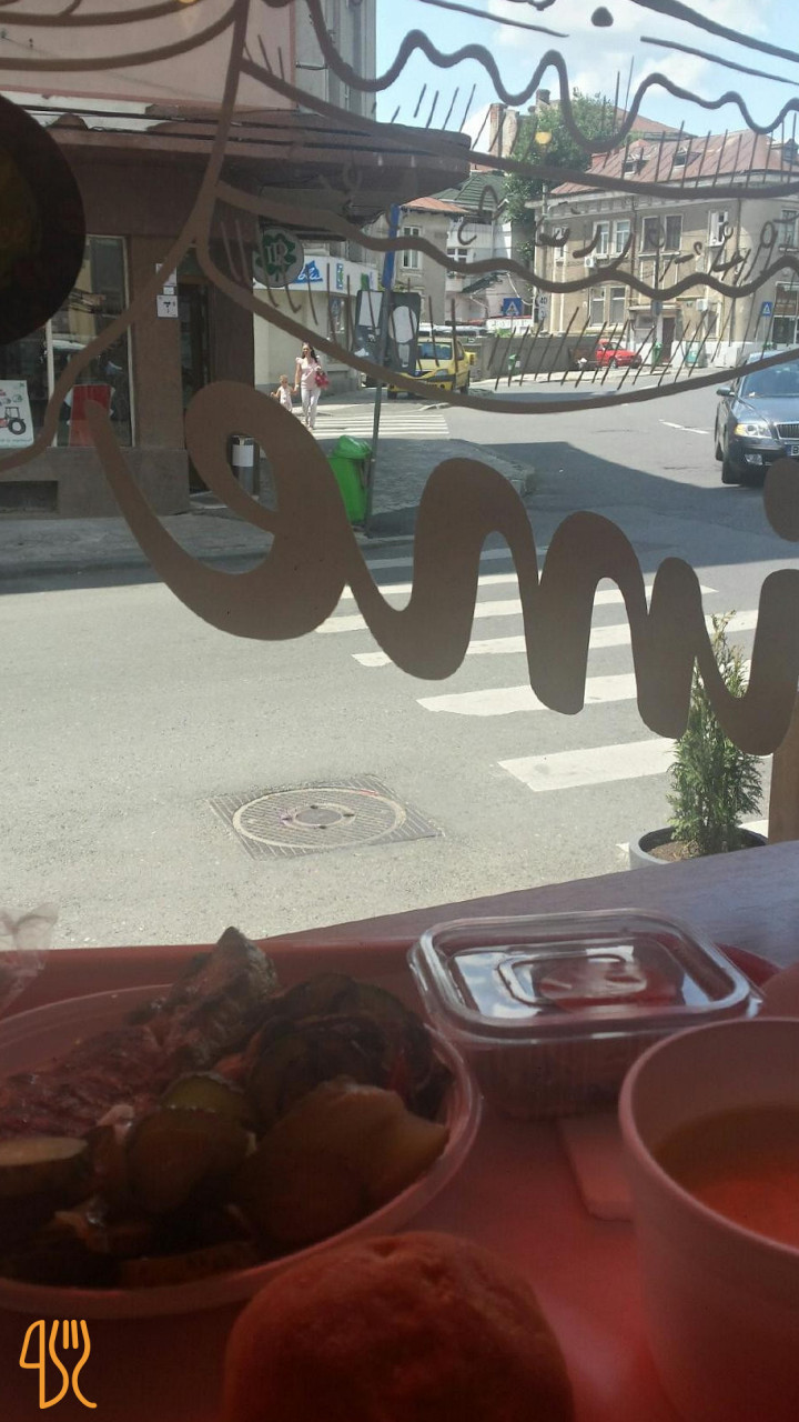 DINES FOOD Rond Coşbuc Exterior