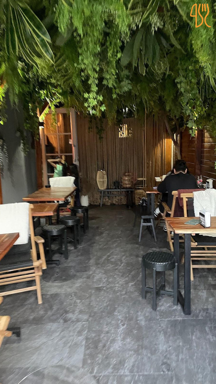 The Kimchi În interior