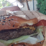 Peaky Burgers Mâncare