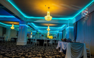 J'adore Grand Ballroom drink