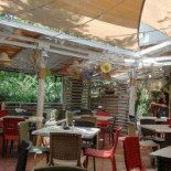 Sabatini Pizza Exterior