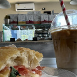 Giovinezza Coffee Shop Nourriture