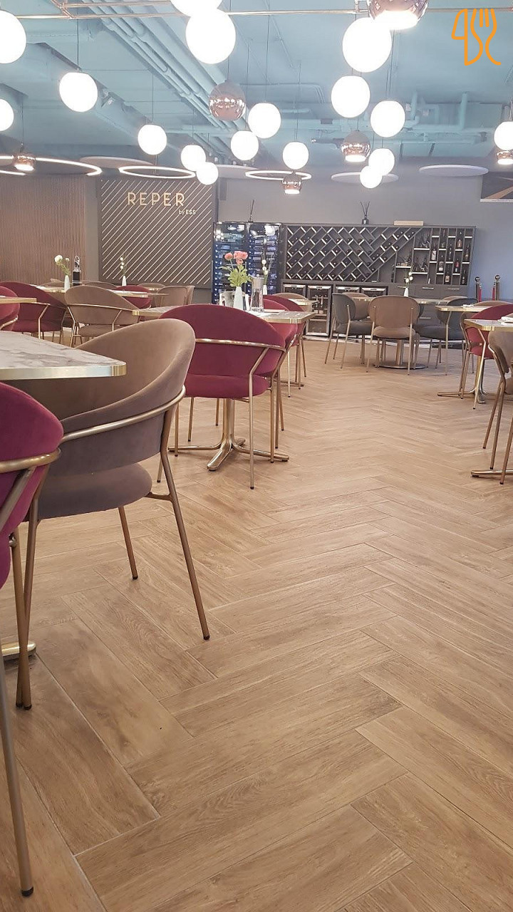 Reper By Ess În interior