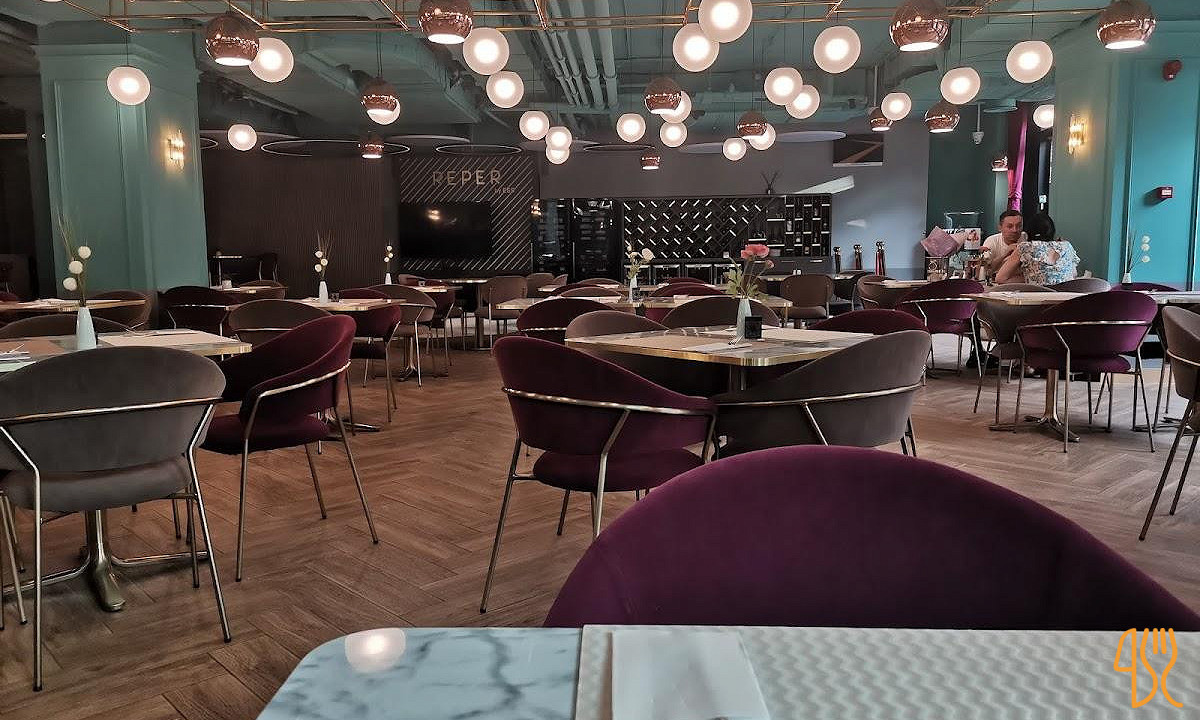 Reper By Ess În interior