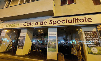 CafeThe'scu Exterior