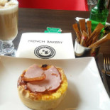French Bakery Wine Cafe Băutură
