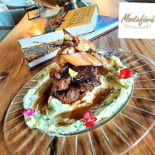 Alouette Urban Osteria Mâncare
