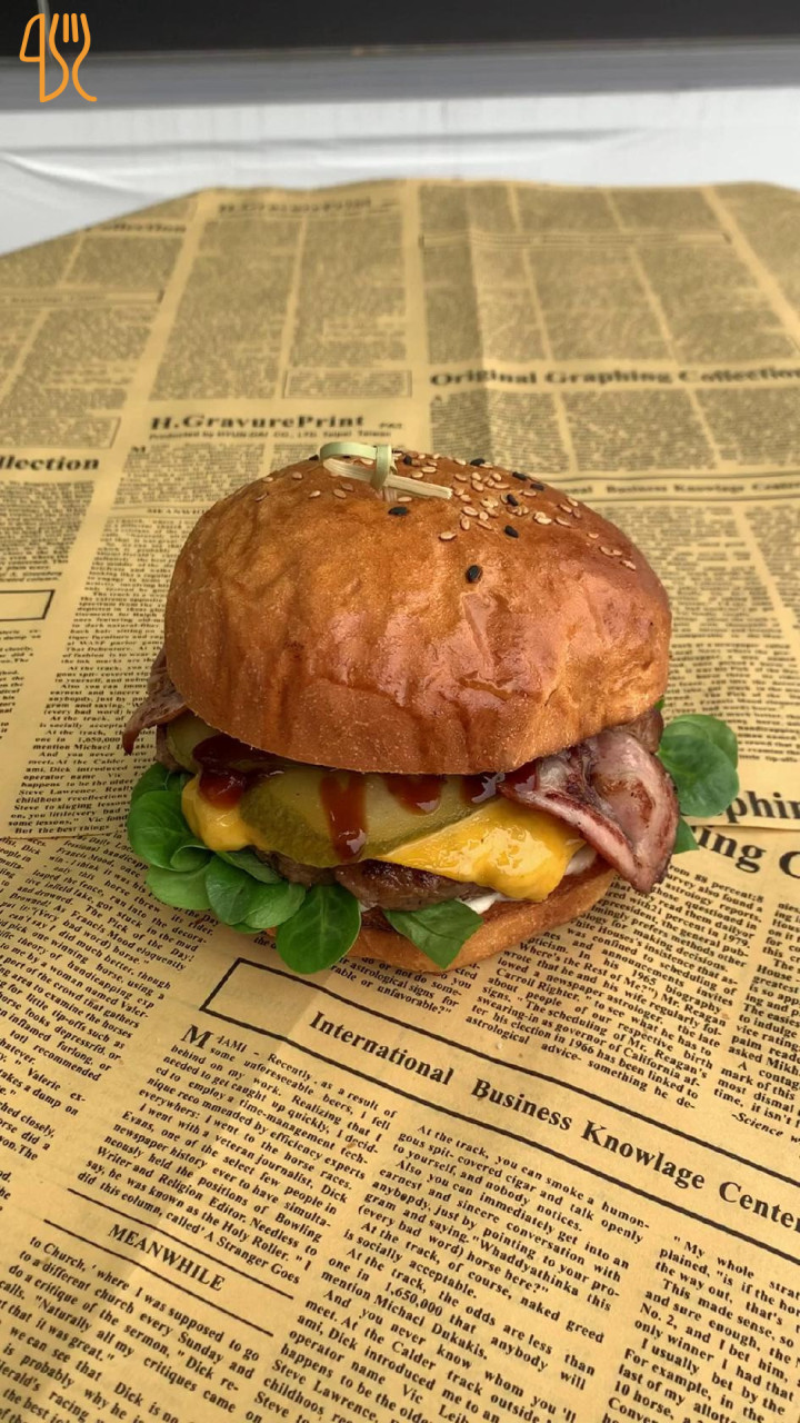 The Burgers By Paul Vrabie Meniu