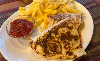 Inside Bistro Cafe Comida