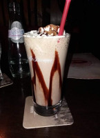 Inside Bistro Cafe Bebida