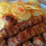 Taverna La Dan Mâncare